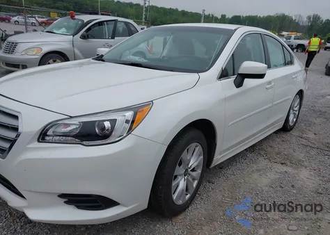 2017 Subaru Legacy 2.5I Premium из США, поврежденный, VIN 4S3BNAC60H3025202